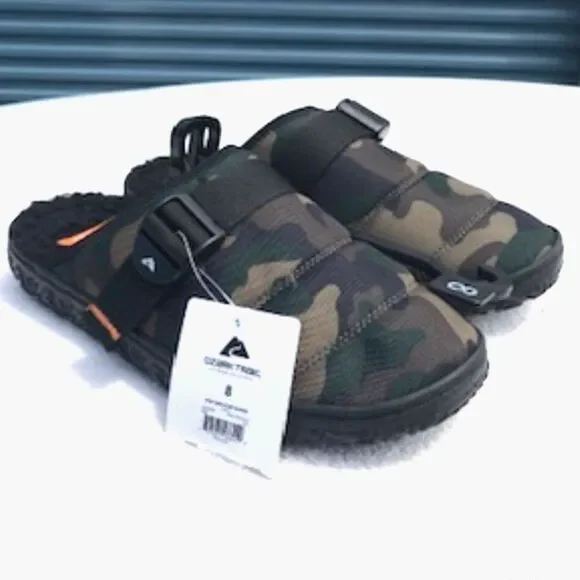 Outdoor Water Repellant Slip On Camouflage Sandals . Size: 8 . Ozark Trail - Picture 5 of 10